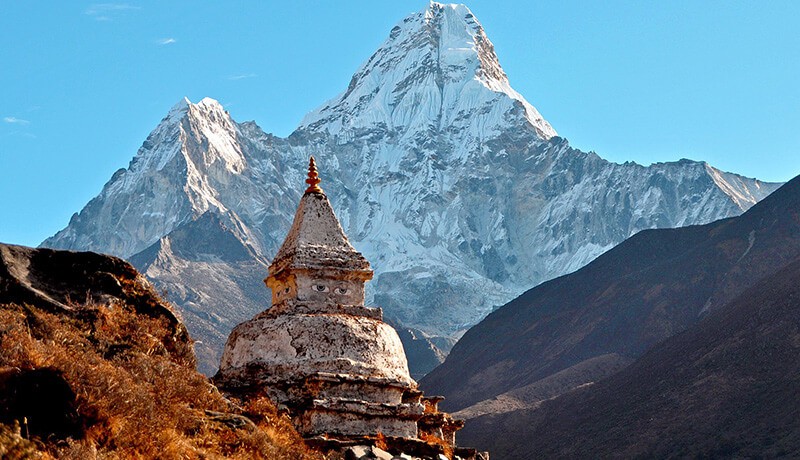 Ama Dablam Expedition 28 Days